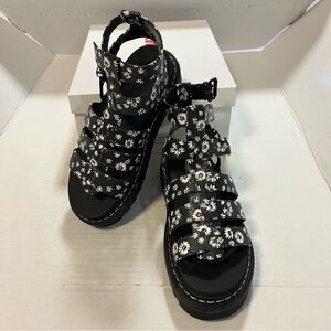 Unionbay Downtown Sandal in Black Daisy Sz 7 NIB Strappy Platform